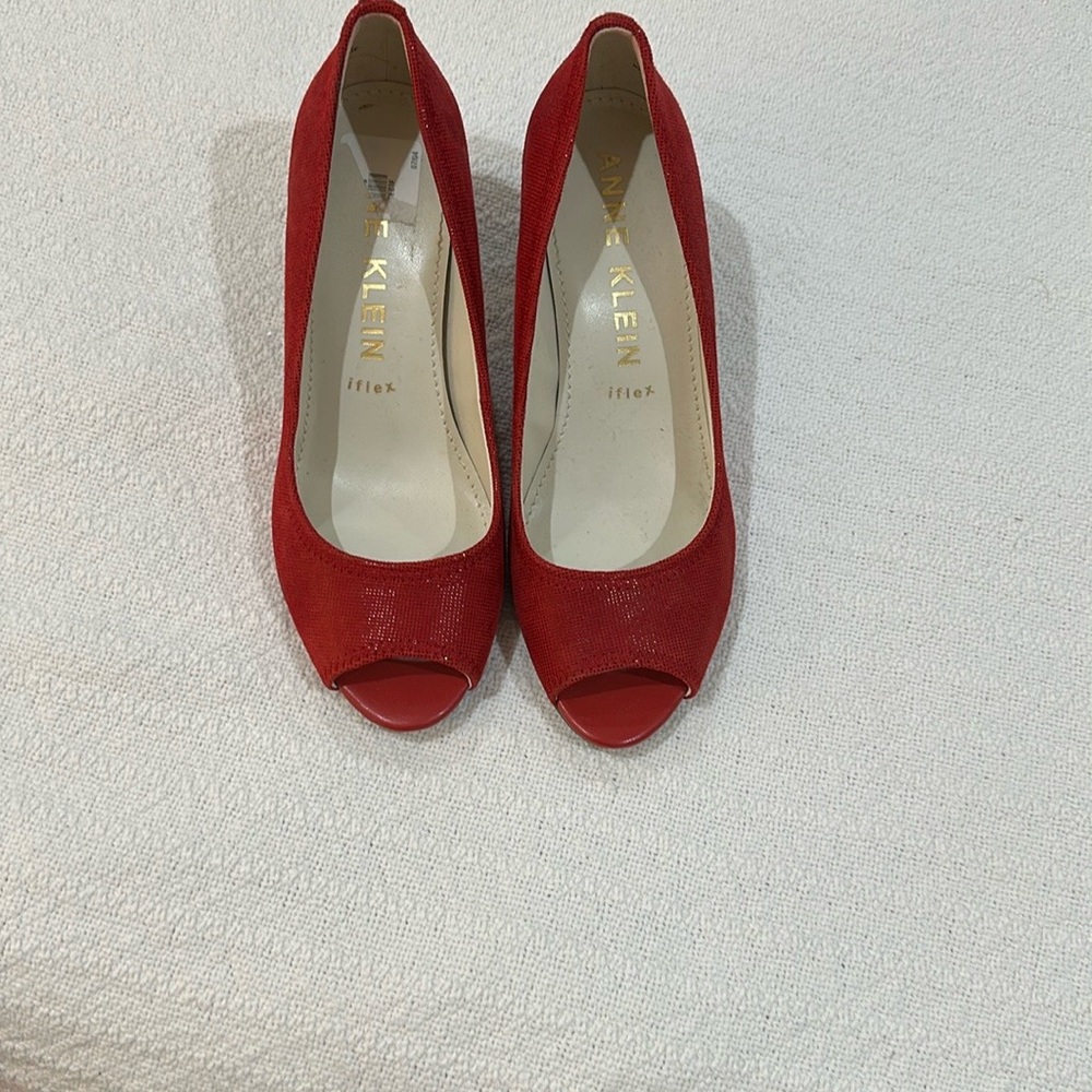 Anne Klein Women's Red Peep Toe Heels